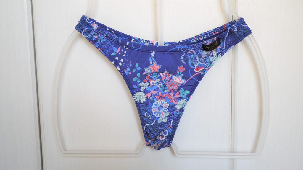 Gravevault 花籠 Tバック 前面画像